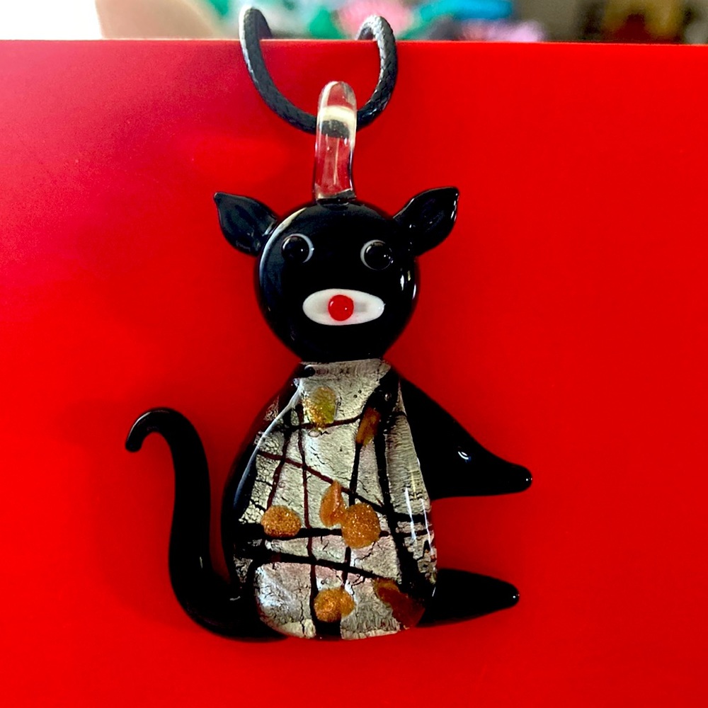 Cute glass cat necklace